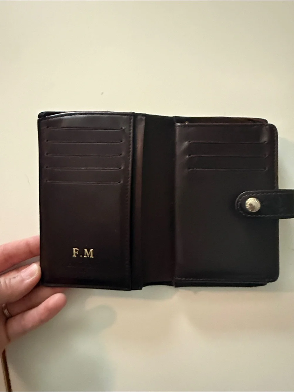 Louis Vuitton Vernis Embossed Compact kiss lock Wallet in Deep Burgundy/brown
